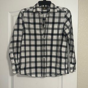 BOYS LARGE (14-16) PLAID LONG SLEEVE BUTTON UP